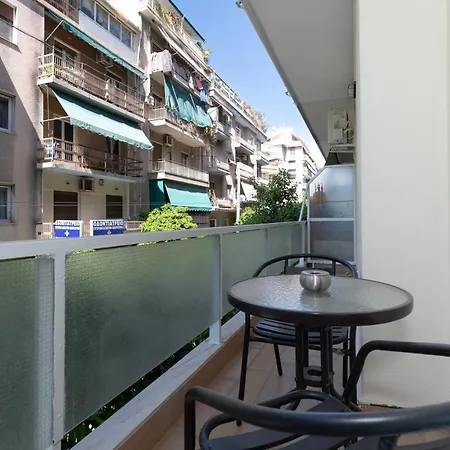Contemporary Made Of Wood And Stone. Apartmán *